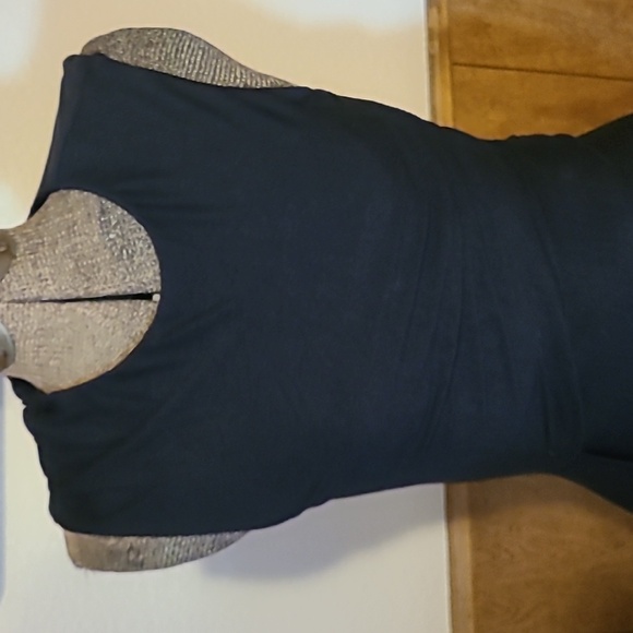 Barlll Small dress - Picture 3 of 7